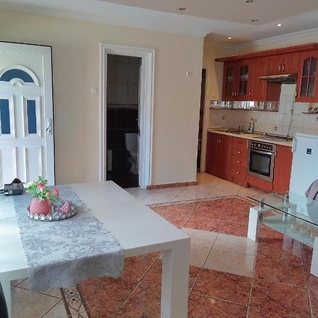 Kastely Fogado Apartment Кестели Екстериор снимка